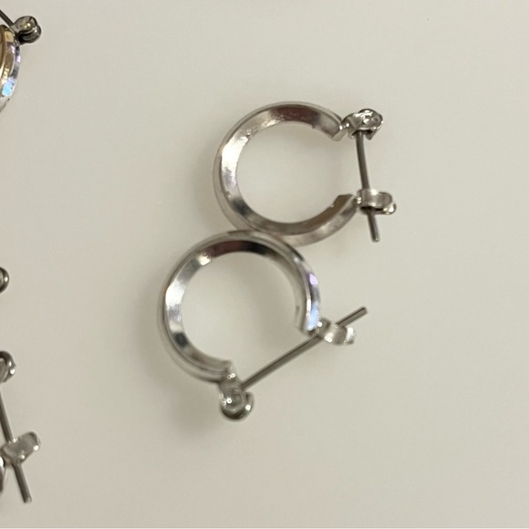 Set of 4 Silver Tone Earrings - Picture 4 of 12